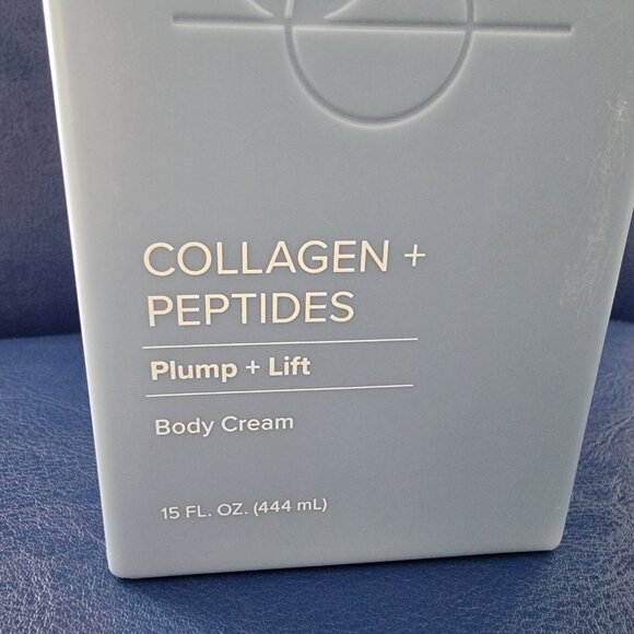 Medix 5.5 Body Cream Pair Retinol With Ferulic Acid AND Collagen Peptides - Picture 9 of 9